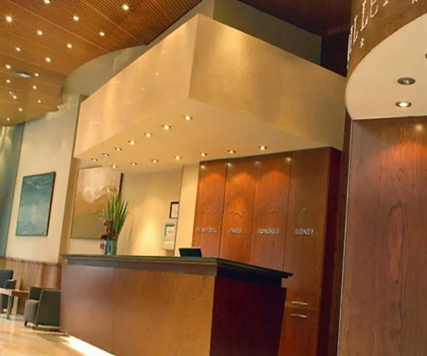 Garbi Millenni מלון